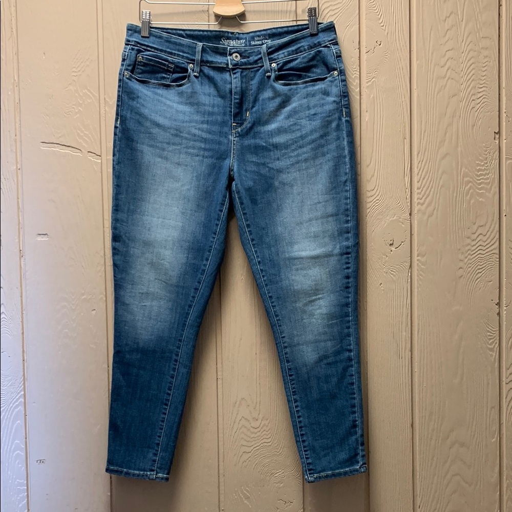 Levi’s Crop Jeans
